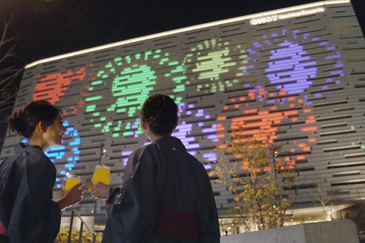 Omo7 Osaka By Hoshino Resorts Ngoại thất bức ảnh The facade of the museum at night
