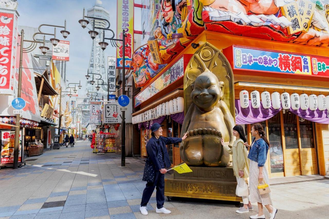 Omo7 Osaka By Hoshino Resorts Ngoại thất bức ảnh The statue of Tanuki in Takayama