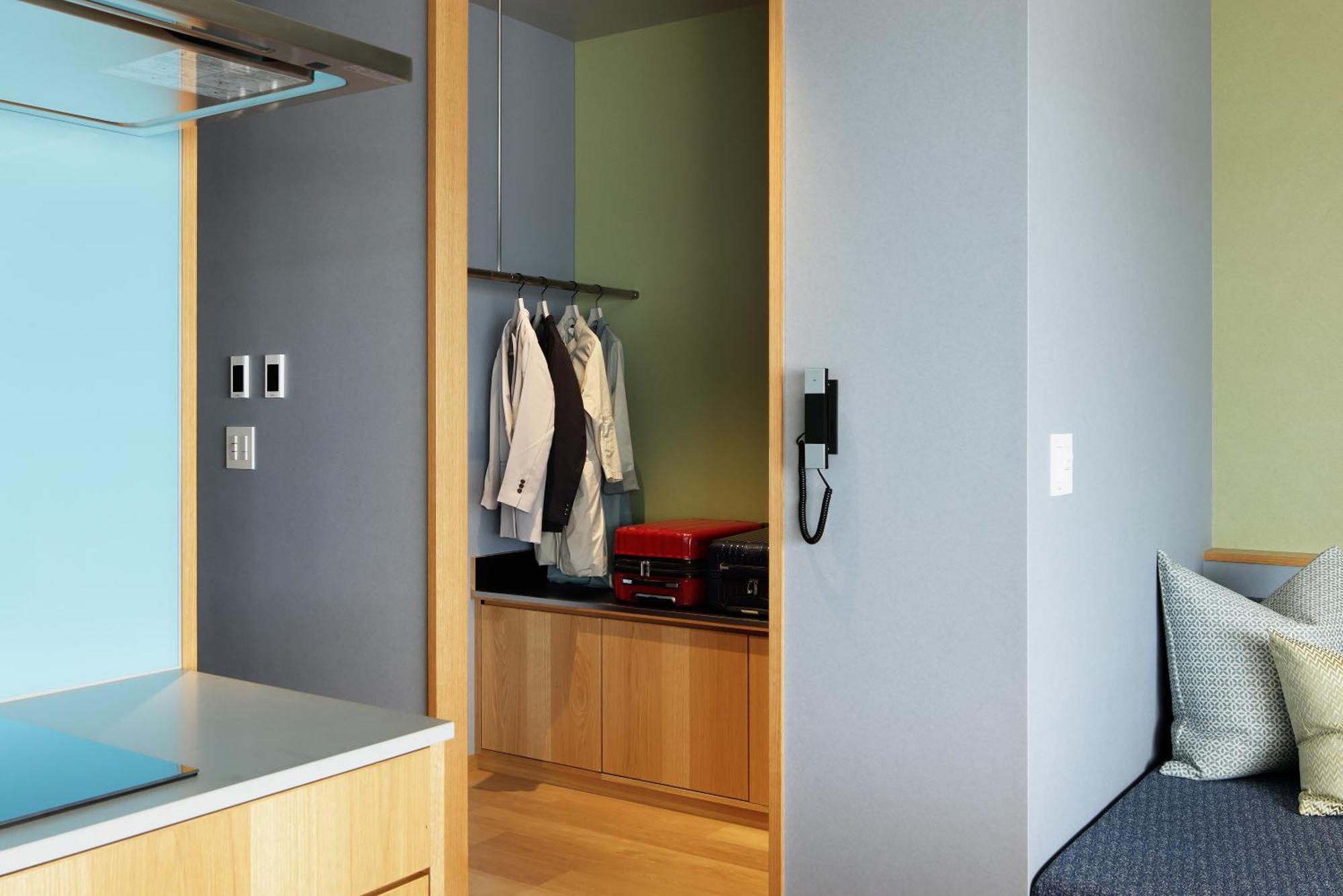 Omo7 Osaka By Hoshino Resorts Phòng bức ảnh A wall outlet